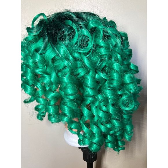 Short Curly Black/Green Wig With Bangs - Picture 6 of 10